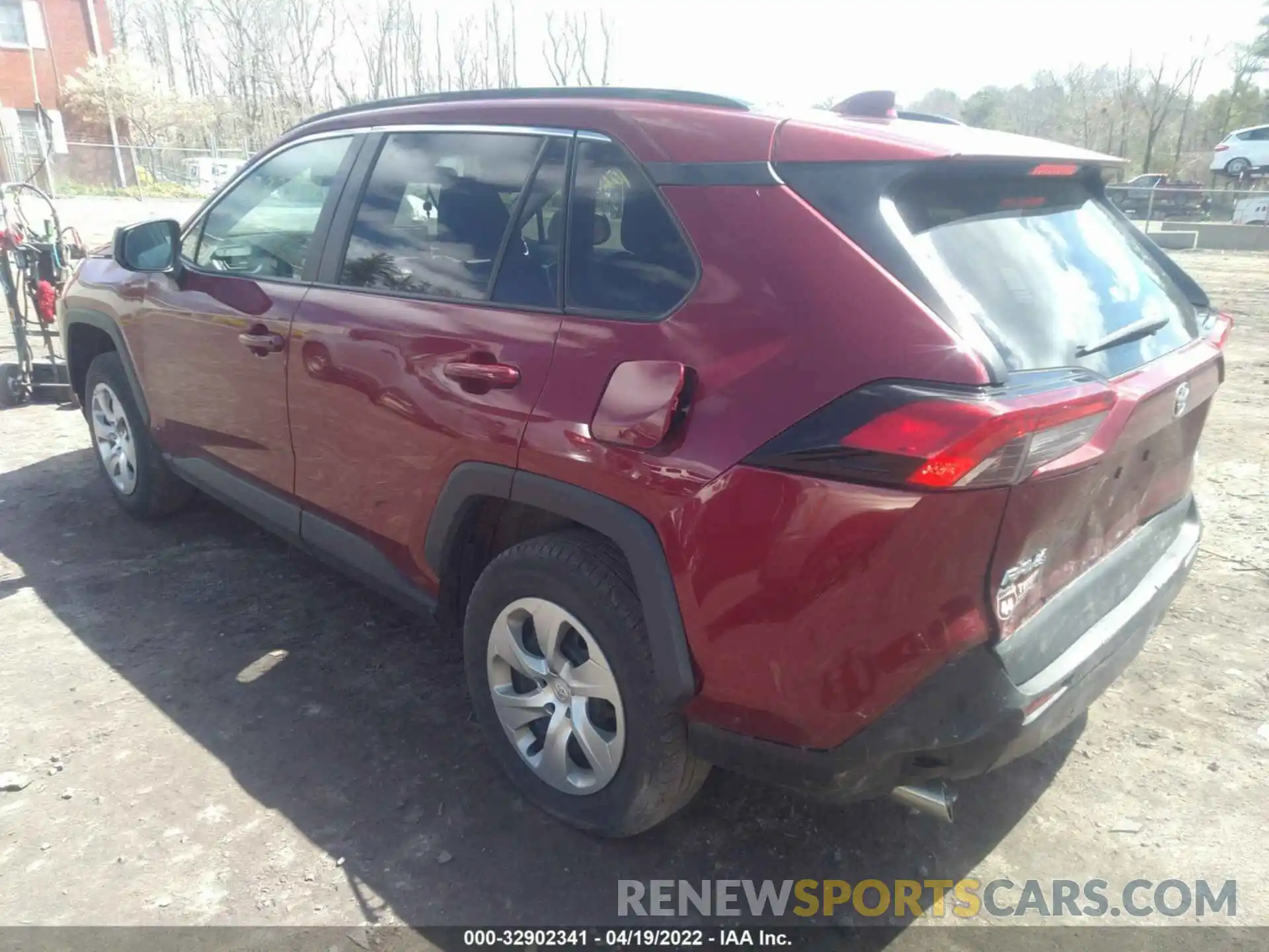 3 Photograph of a damaged car 2T3F1RFV2KW028105 TOYOTA RAV4 2019