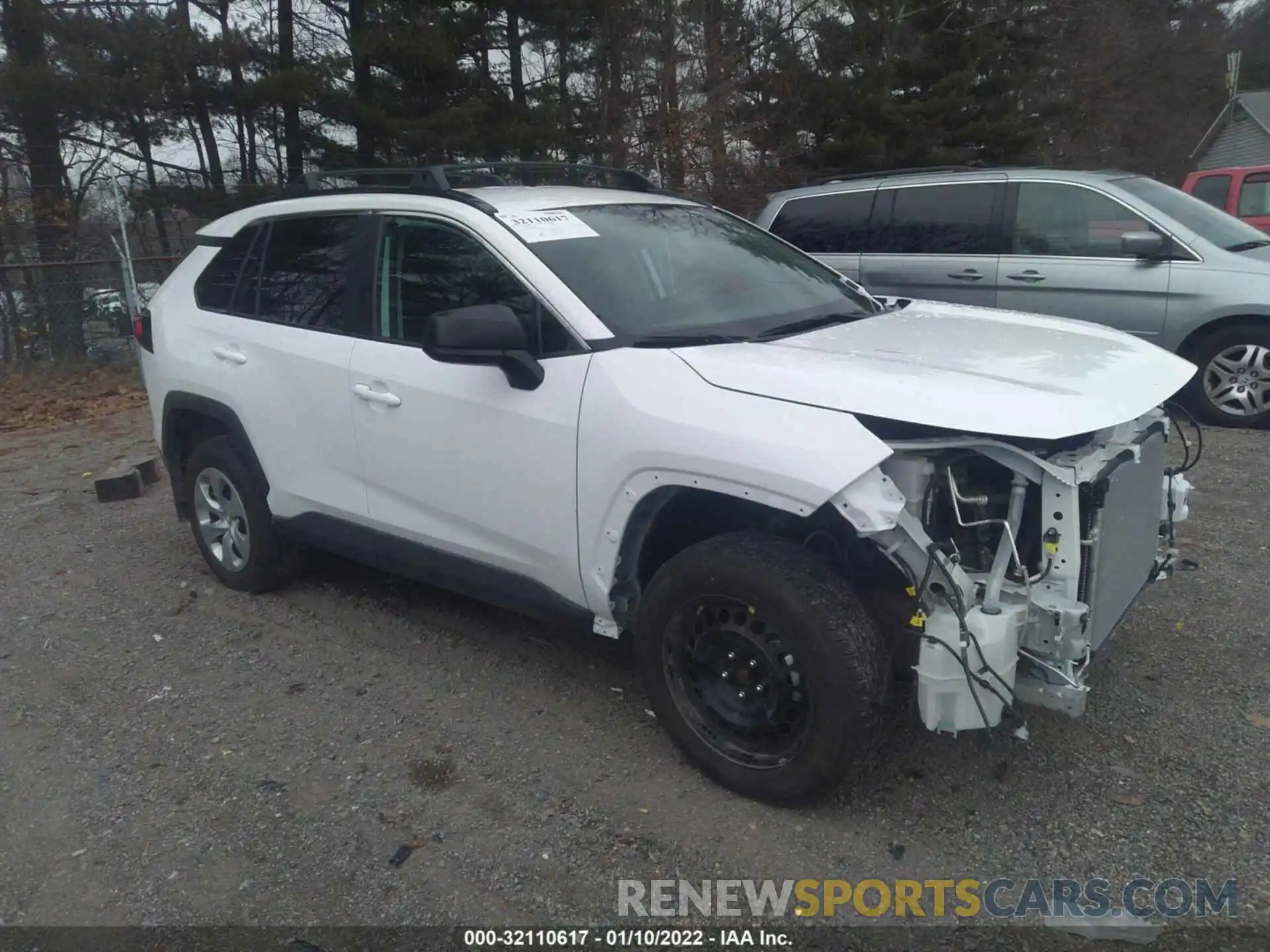 1 Photograph of a damaged car 2T3F1RFV2KW044417 TOYOTA RAV4 2019