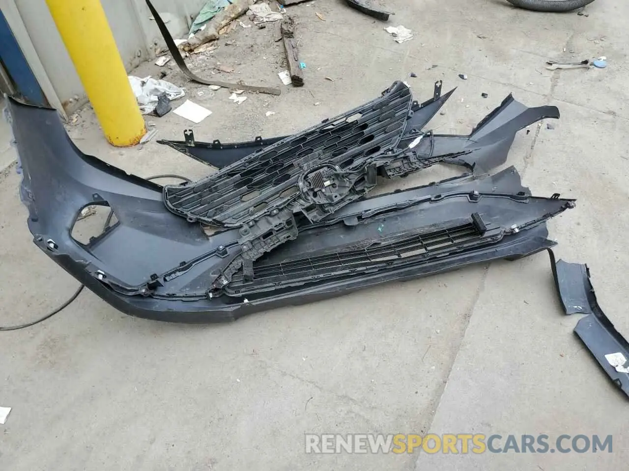 13 Photograph of a damaged car 2T3F1RFV2KW048452 TOYOTA RAV4 2019