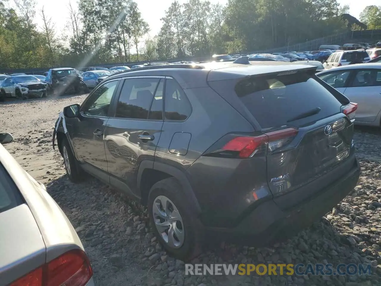 2 Photograph of a damaged car 2T3F1RFV2KW048452 TOYOTA RAV4 2019
