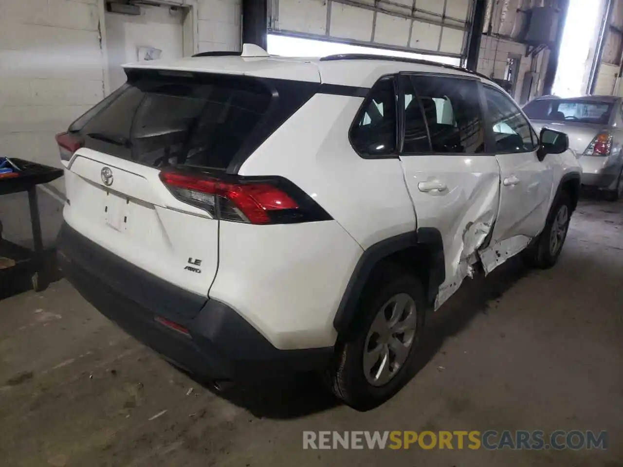 4 Photograph of a damaged car 2T3F1RFV2KW059760 TOYOTA RAV4 2019