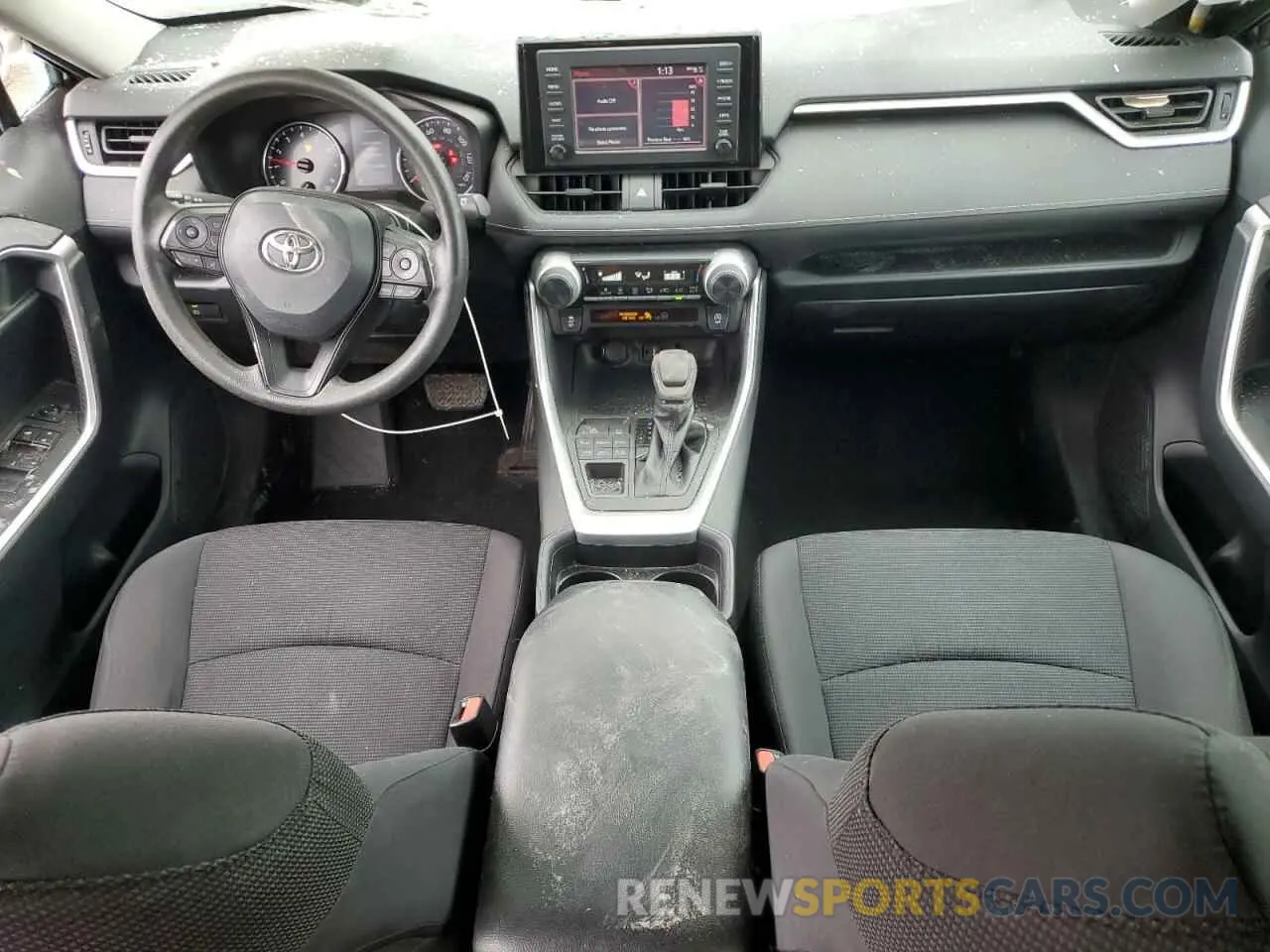 8 Photograph of a damaged car 2T3F1RFV2KW065705 TOYOTA RAV4 2019