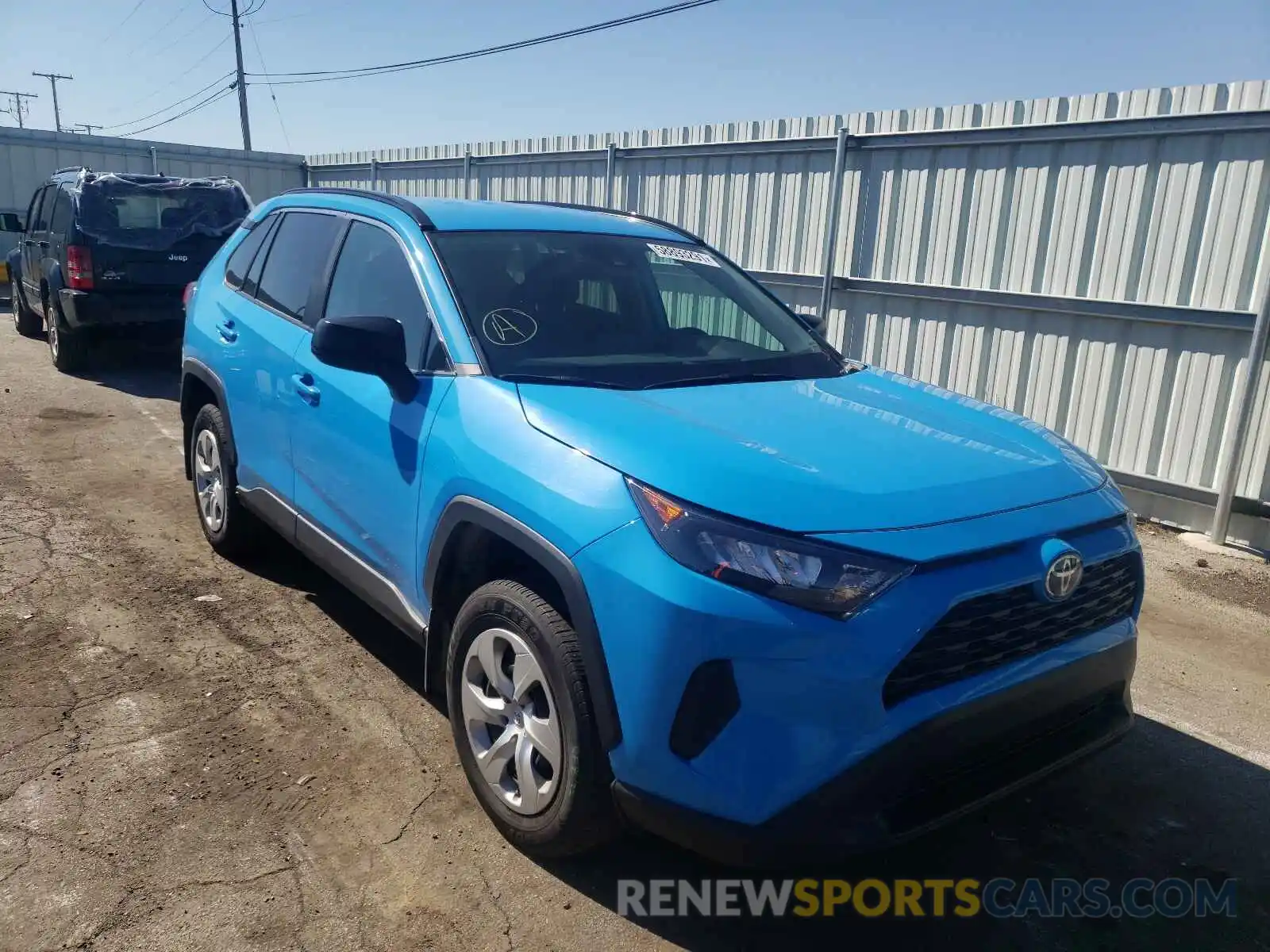 1 Photograph of a damaged car 2T3F1RFV2KW081841 TOYOTA RAV4 2019