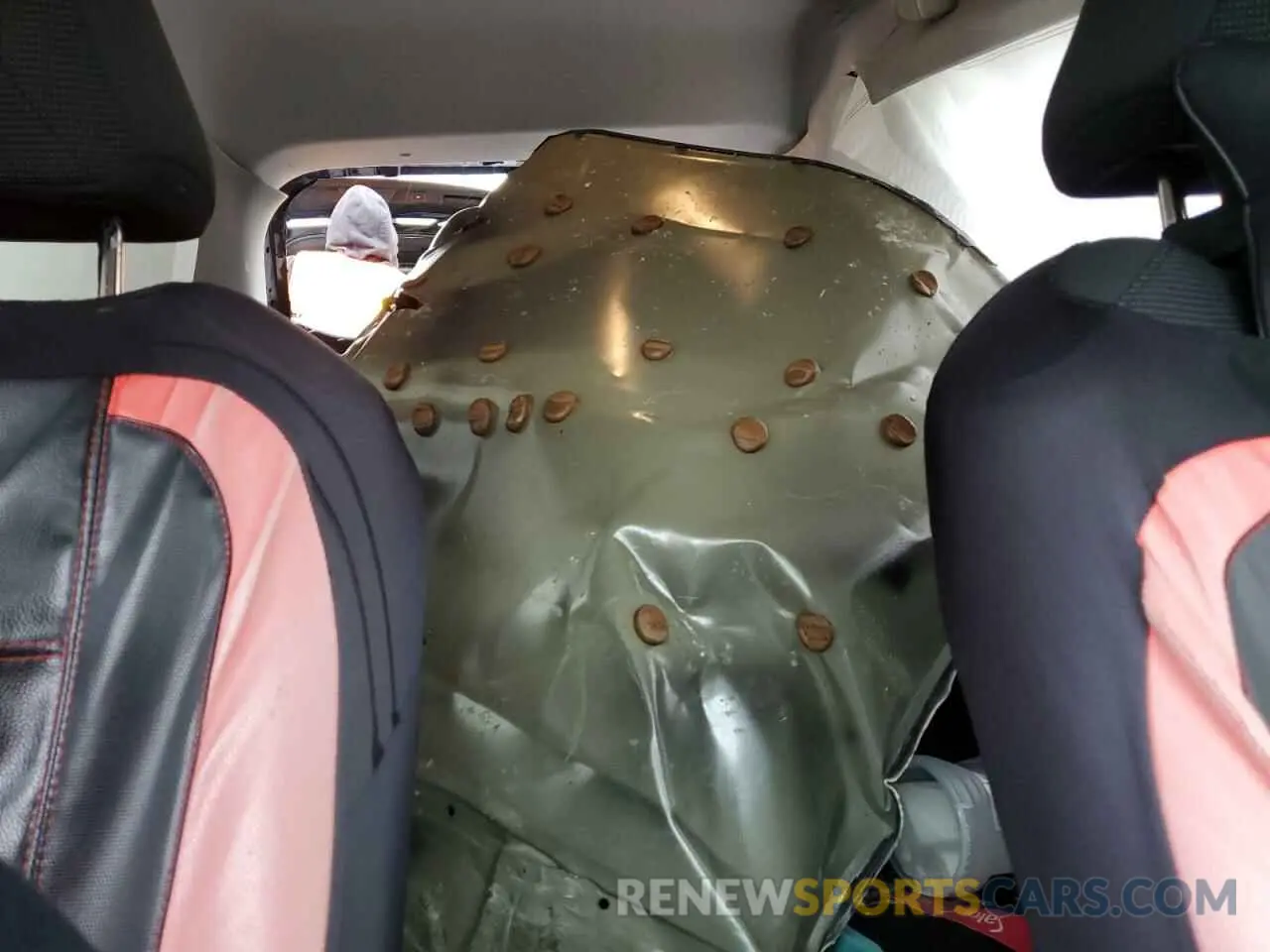 10 Photograph of a damaged car 2T3F1RFV3KC008091 TOYOTA RAV4 2019