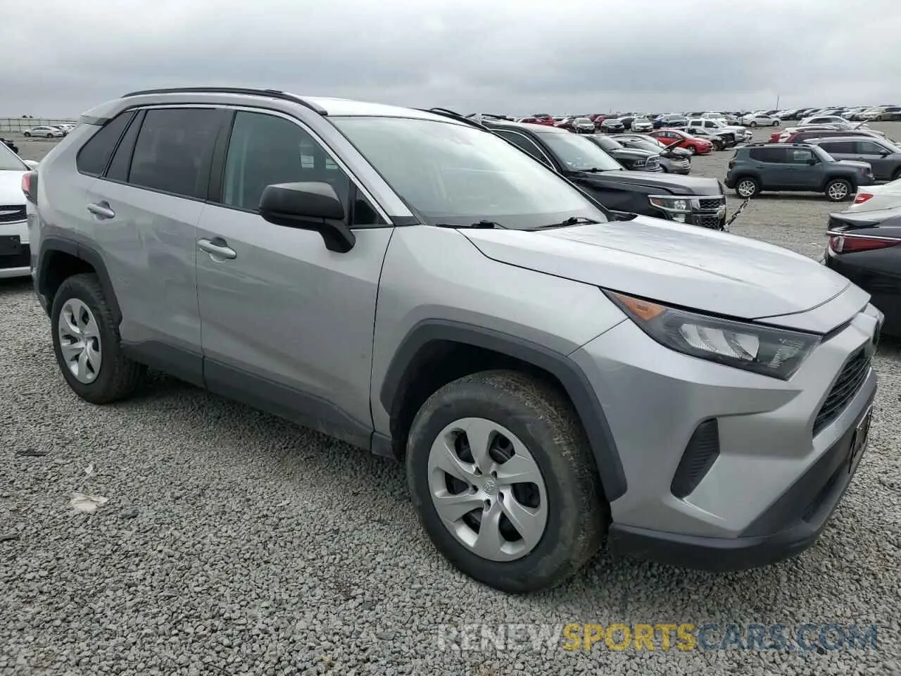 4 Photograph of a damaged car 2T3F1RFV3KW026623 TOYOTA RAV4 2019