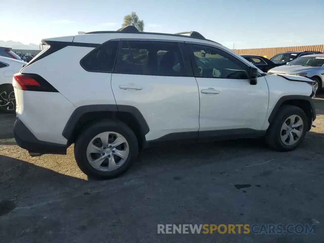 3 Photograph of a damaged car 2T3F1RFV3KW034530 TOYOTA RAV4 2019