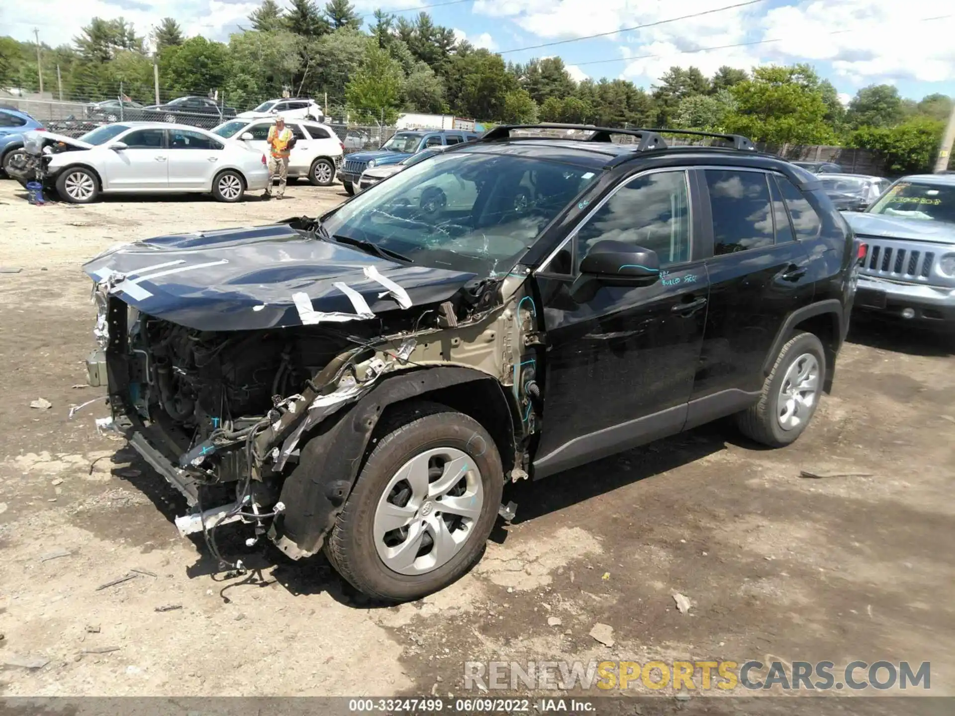 2 Photograph of a damaged car 2T3F1RFV3KW038030 TOYOTA RAV4 2019