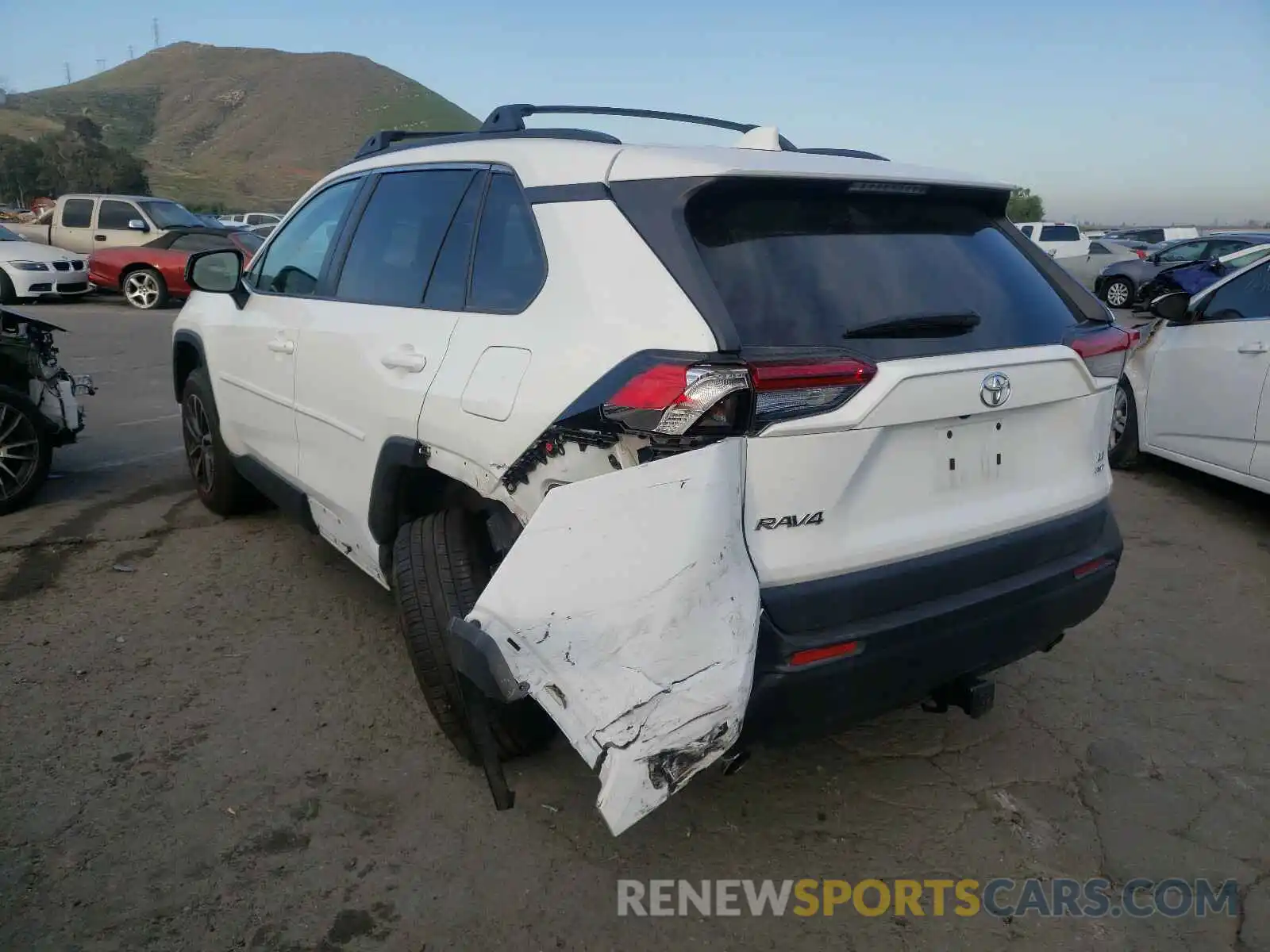 3 Photograph of a damaged car 2T3F1RFV3KW054888 TOYOTA RAV4 2019