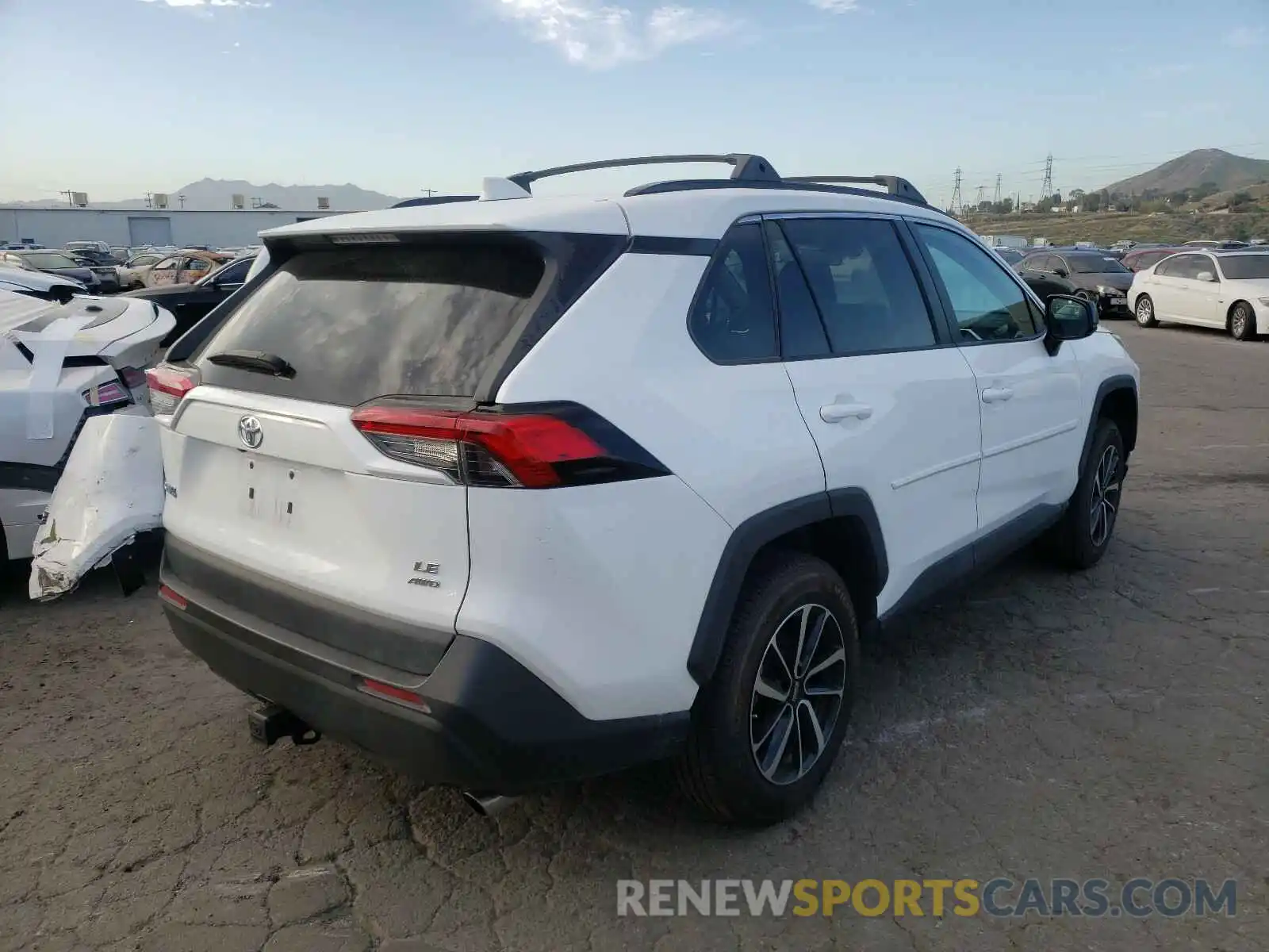 4 Photograph of a damaged car 2T3F1RFV3KW054888 TOYOTA RAV4 2019