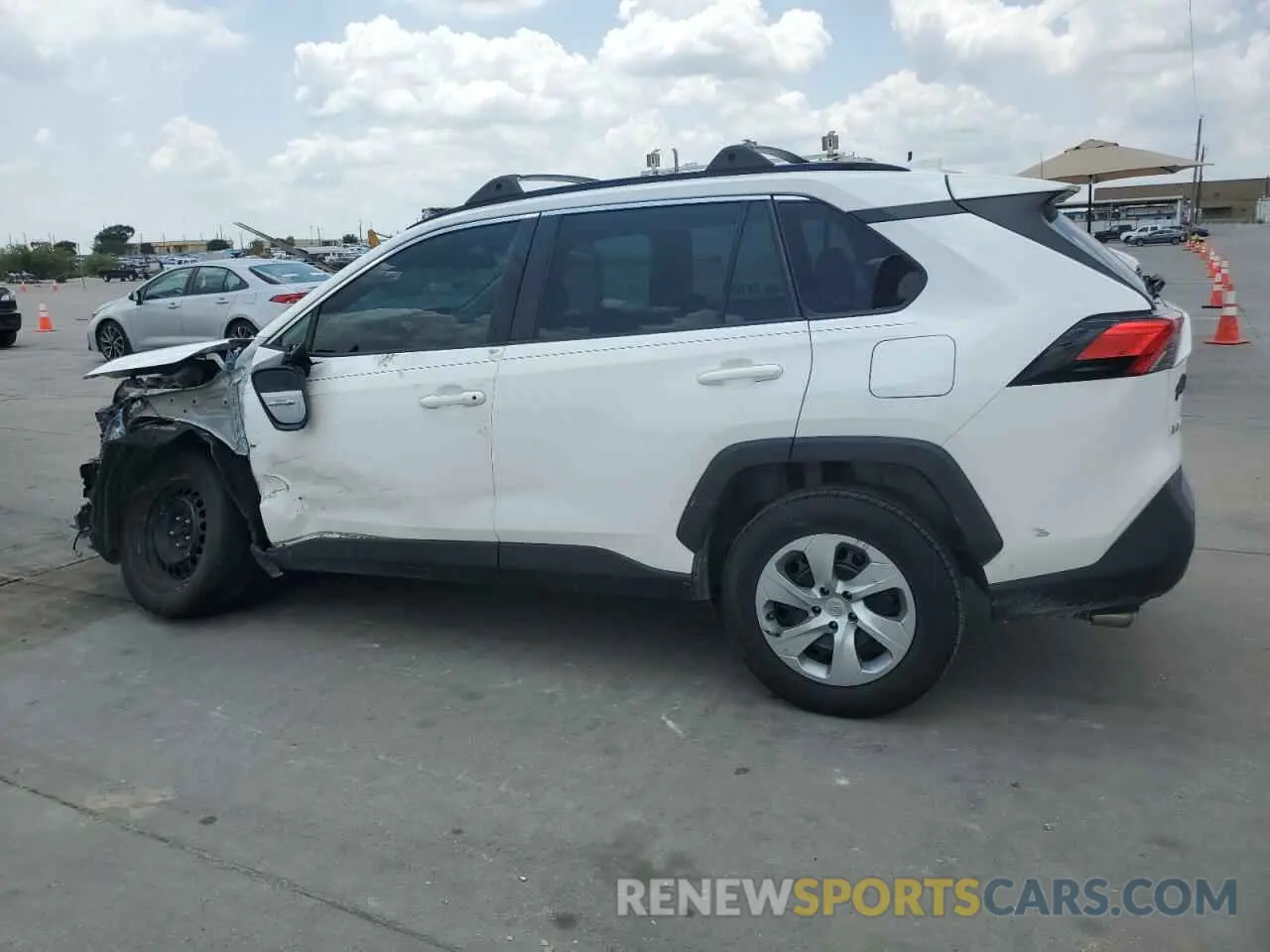2 Photograph of a damaged car 2T3F1RFV3KW081203 TOYOTA RAV4 2019