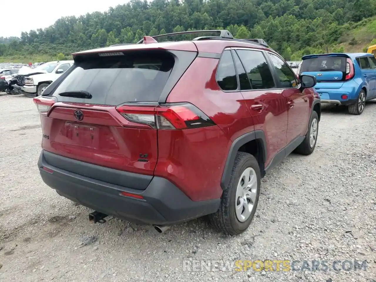 4 Photograph of a damaged car 2T3F1RFV4KC029306 TOYOTA RAV4 2019