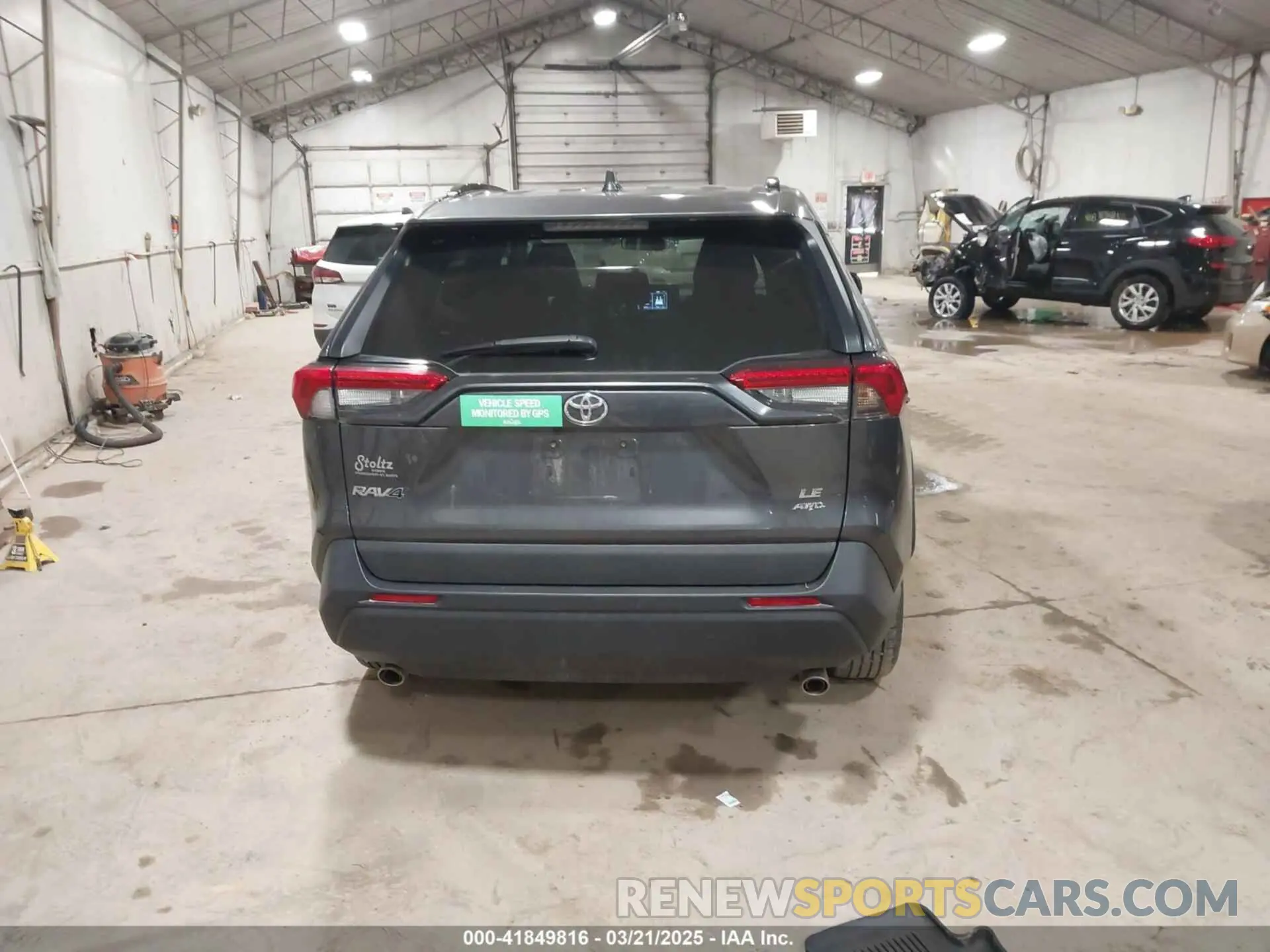 16 Photograph of a damaged car 2T3F1RFV4KC036501 TOYOTA RAV4 2019