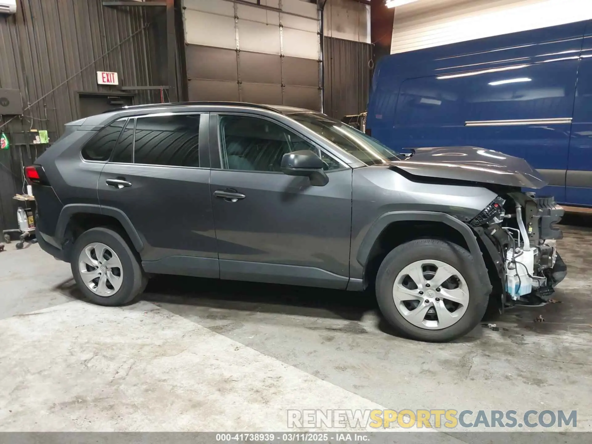 14 Photograph of a damaged car 2T3F1RFV4KW061414 TOYOTA RAV4 2019