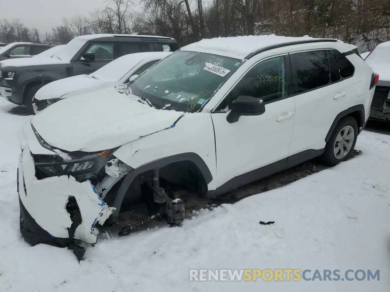 1 Photograph of a damaged car 2T3F1RFV4KW064216 TOYOTA RAV4 2019