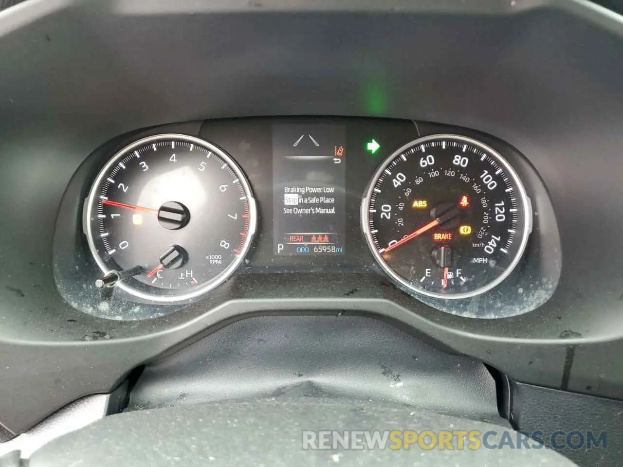 9 Photograph of a damaged car 2T3F1RFV4KW064216 TOYOTA RAV4 2019