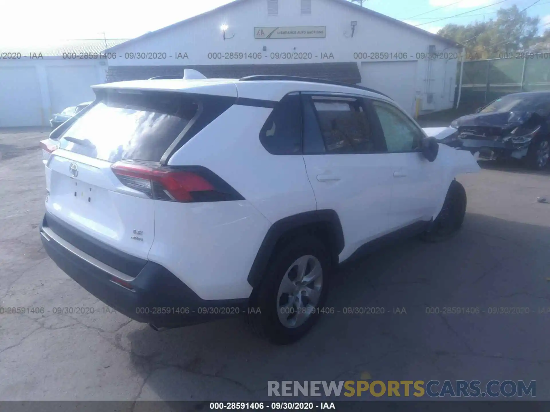 4 Photograph of a damaged car 2T3F1RFV5KC001465 TOYOTA RAV4 2019