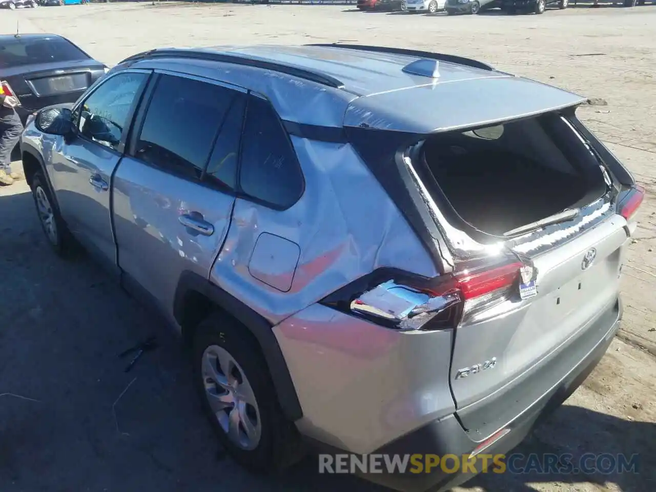 9 Photograph of a damaged car 2T3F1RFV5KC002681 TOYOTA RAV4 2019