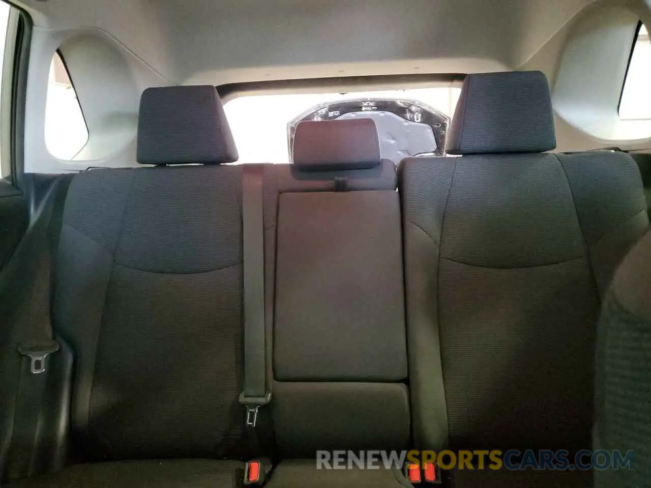 10 Photograph of a damaged car 2T3F1RFV5KC012188 TOYOTA RAV4 2019