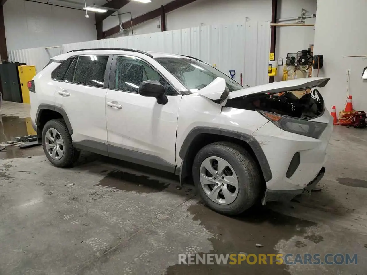 4 Photograph of a damaged car 2T3F1RFV5KC020792 TOYOTA RAV4 2019