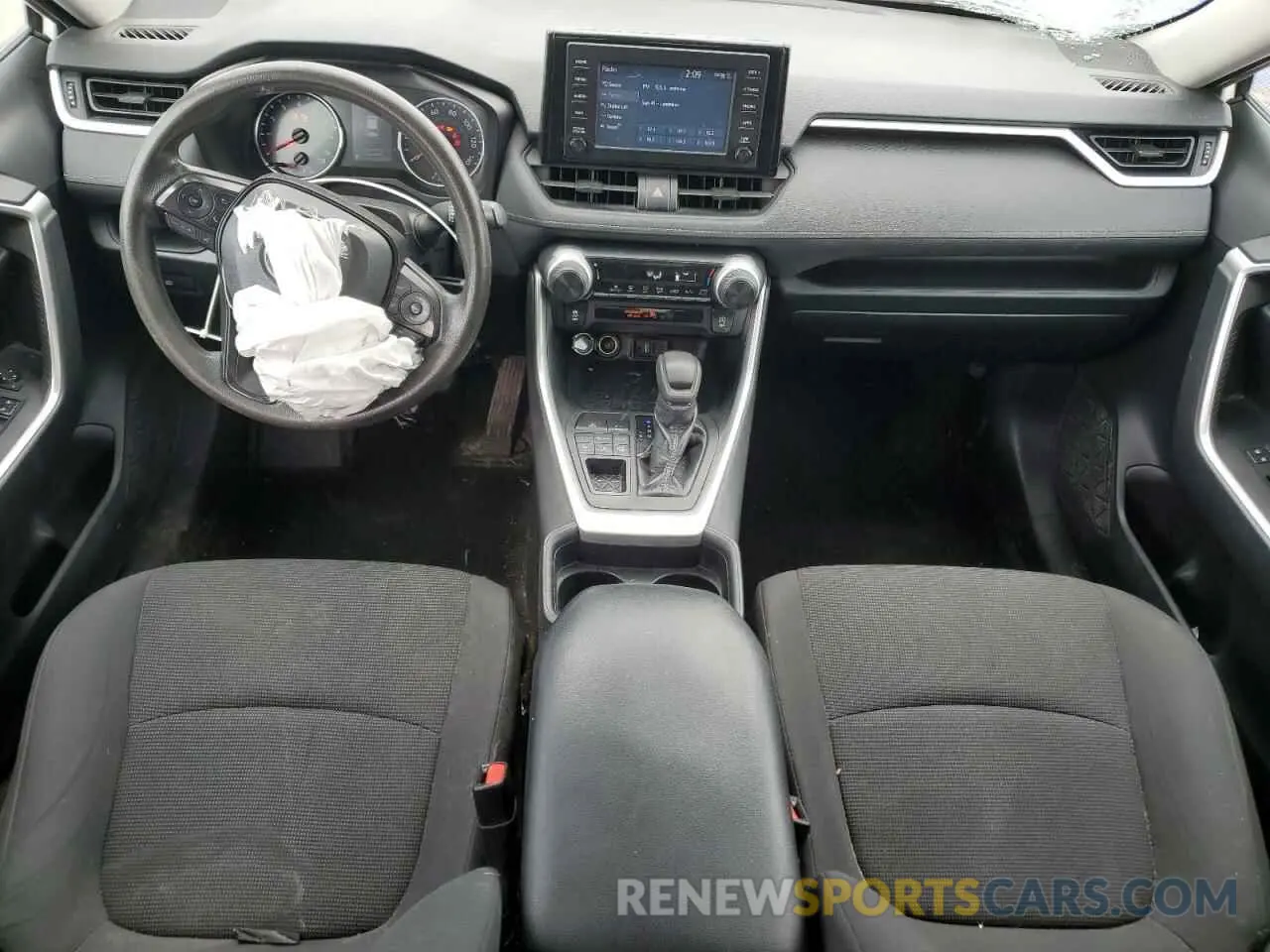 8 Photograph of a damaged car 2T3F1RFV5KC029024 TOYOTA RAV4 2019