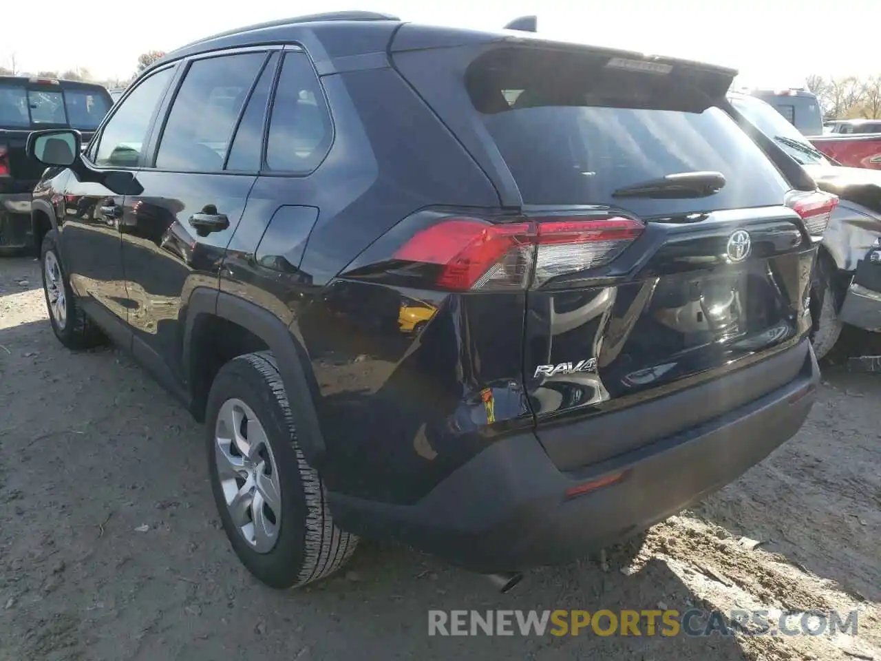 3 Photograph of a damaged car 2T3F1RFV5KW050115 TOYOTA RAV4 2019