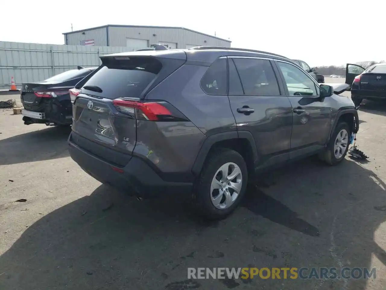 4 Photograph of a damaged car 2T3F1RFV5KW053936 TOYOTA RAV4 2019