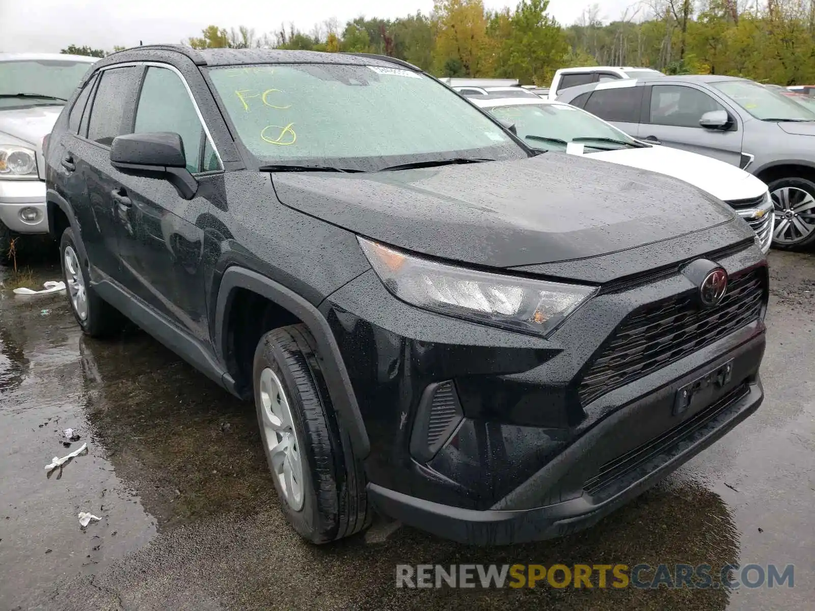 1 Photograph of a damaged car 2T3F1RFV5KW064158 TOYOTA RAV4 2019