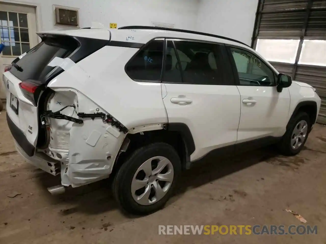 3 Photograph of a damaged car 2T3F1RFV5KW068565 TOYOTA RAV4 2019