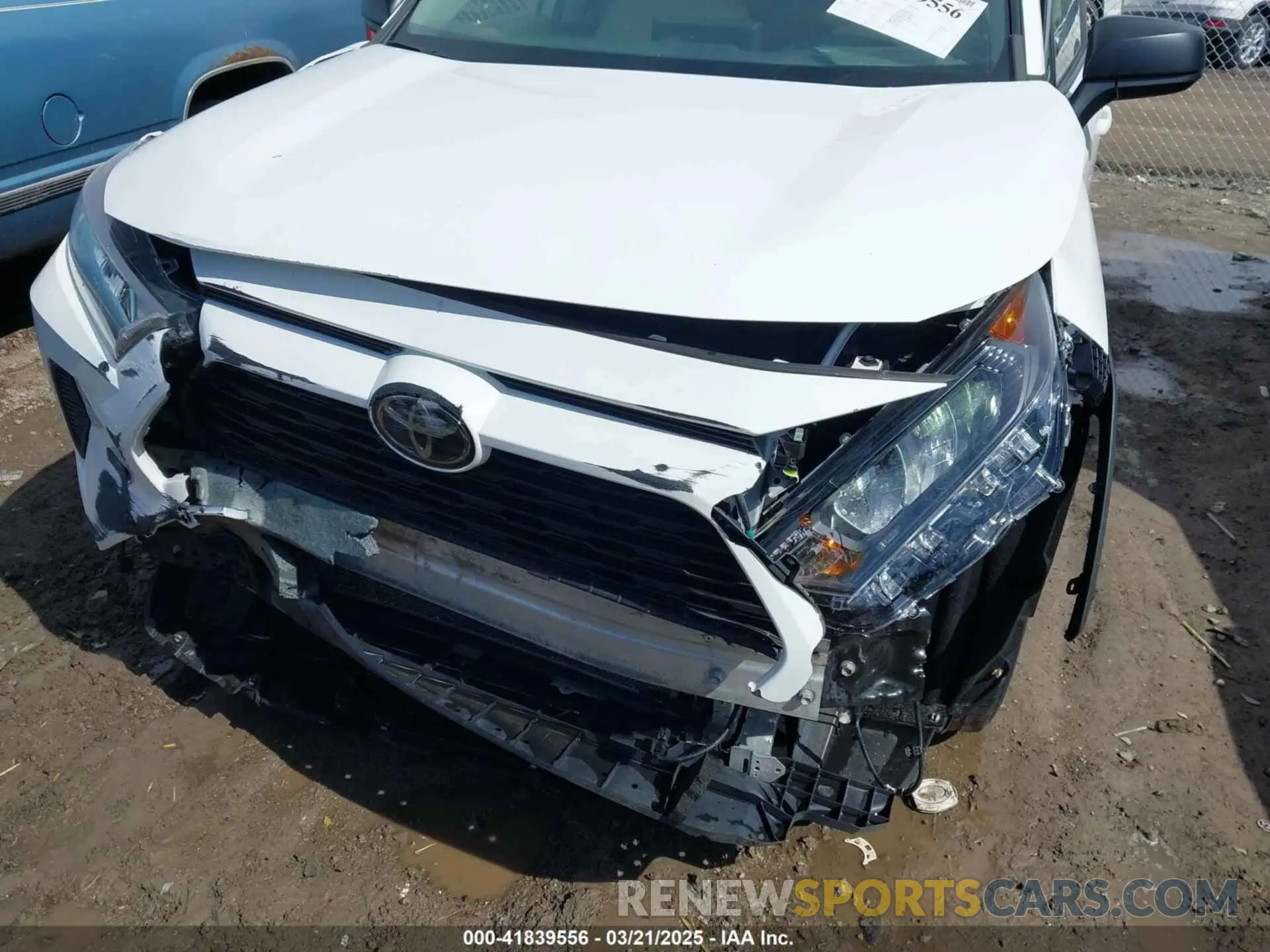 6 Photograph of a damaged car 2T3F1RFV5KW076276 TOYOTA RAV4 2019
