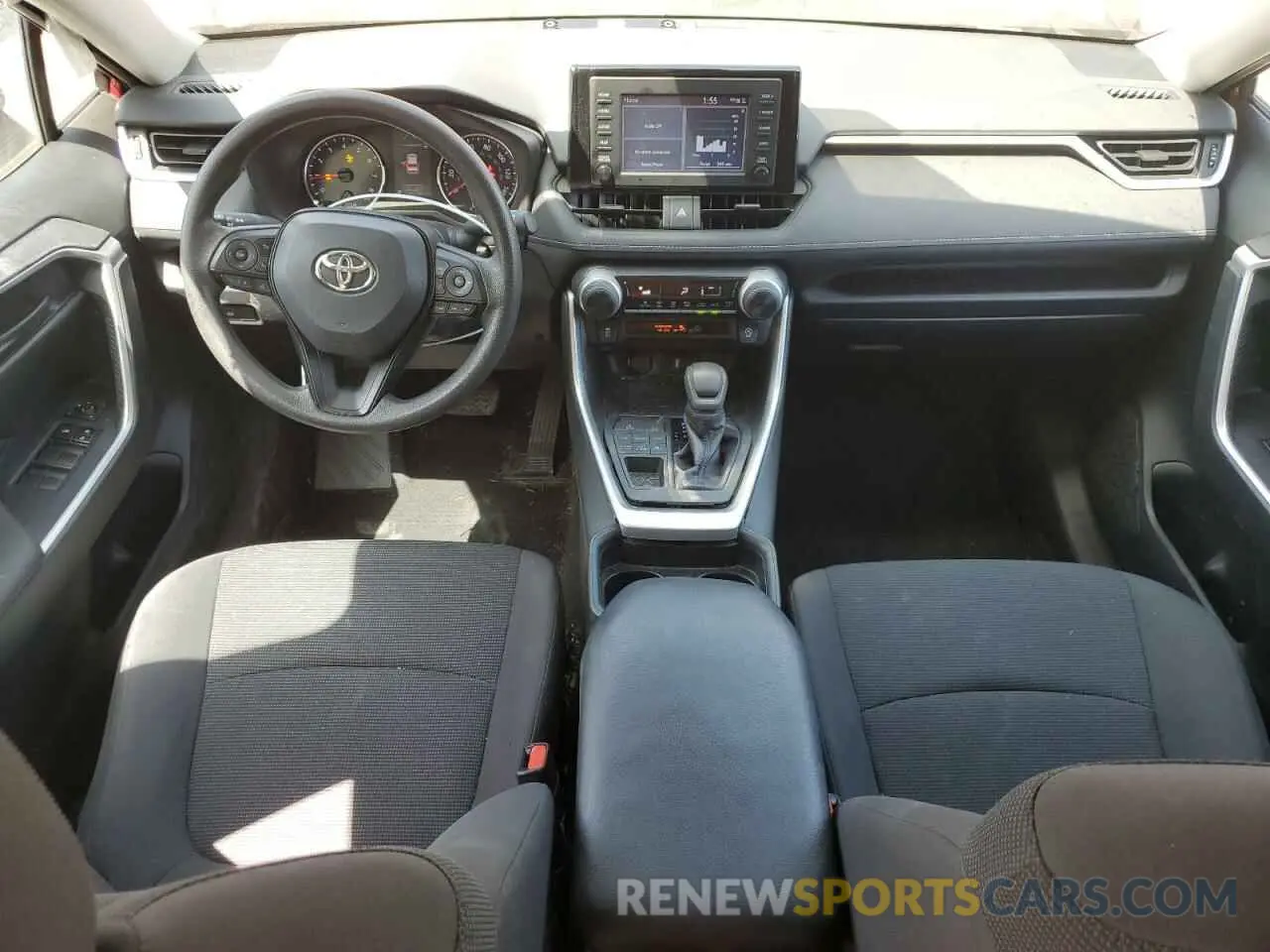 8 Photograph of a damaged car 2T3F1RFV6KC017948 TOYOTA RAV4 2019