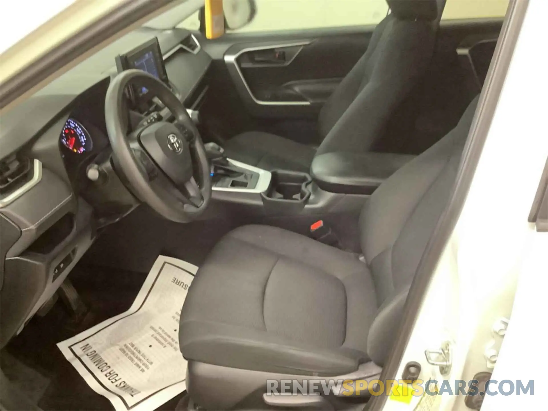 10 Photograph of a damaged car 2T3F1RFV6KC029615 TOYOTA RAV4 2019