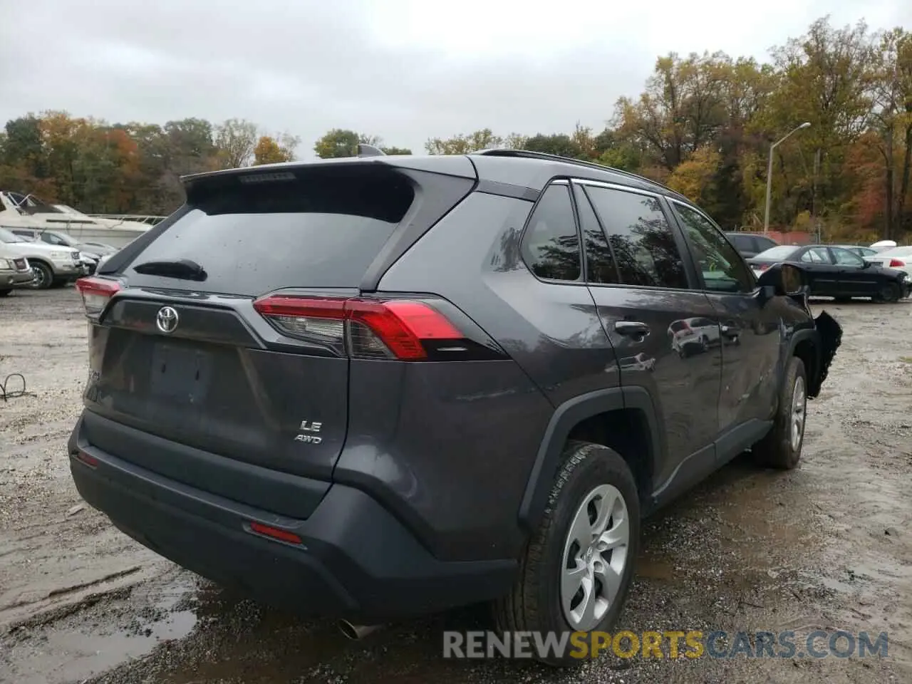 4 Photograph of a damaged car 2T3F1RFV6KC030683 TOYOTA RAV4 2019