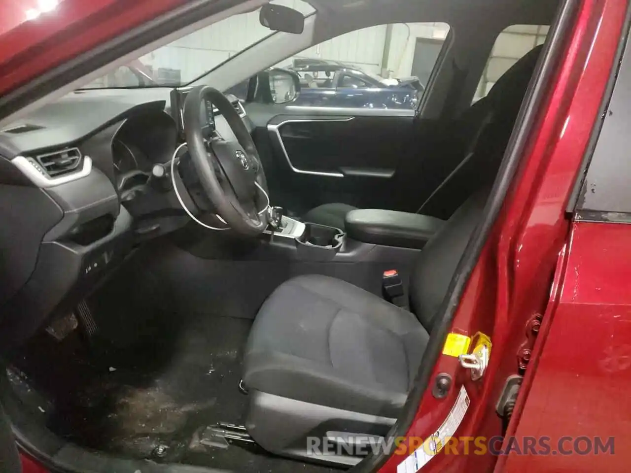 7 Photograph of a damaged car 2T3F1RFV6KC048133 TOYOTA RAV4 2019