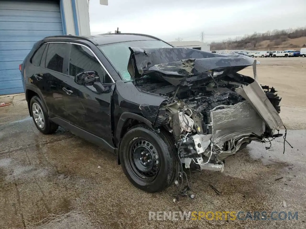 4 Photograph of a damaged car 2T3F1RFV6KW024770 TOYOTA RAV4 2019