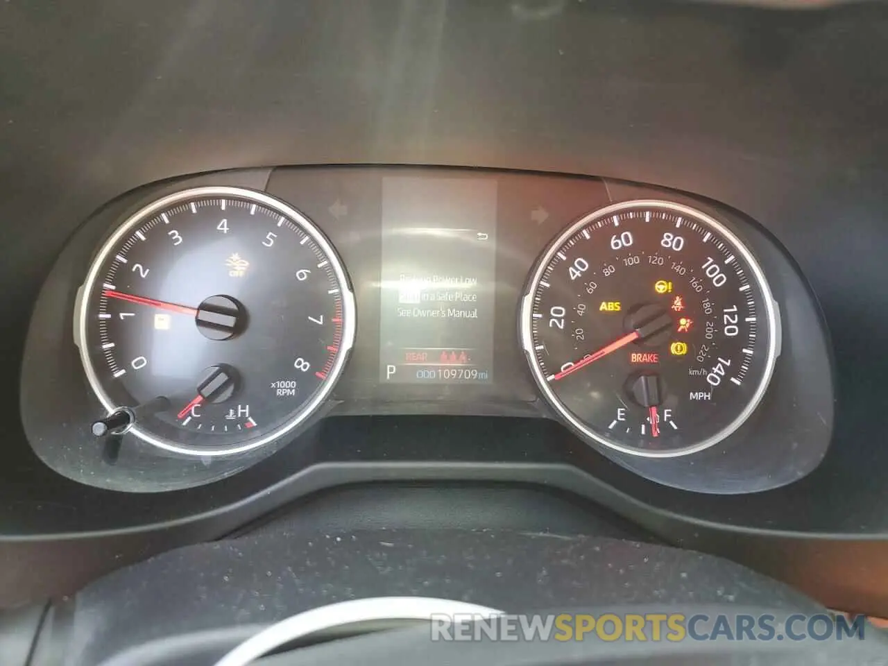 9 Photograph of a damaged car 2T3F1RFV6KW063262 TOYOTA RAV4 2019