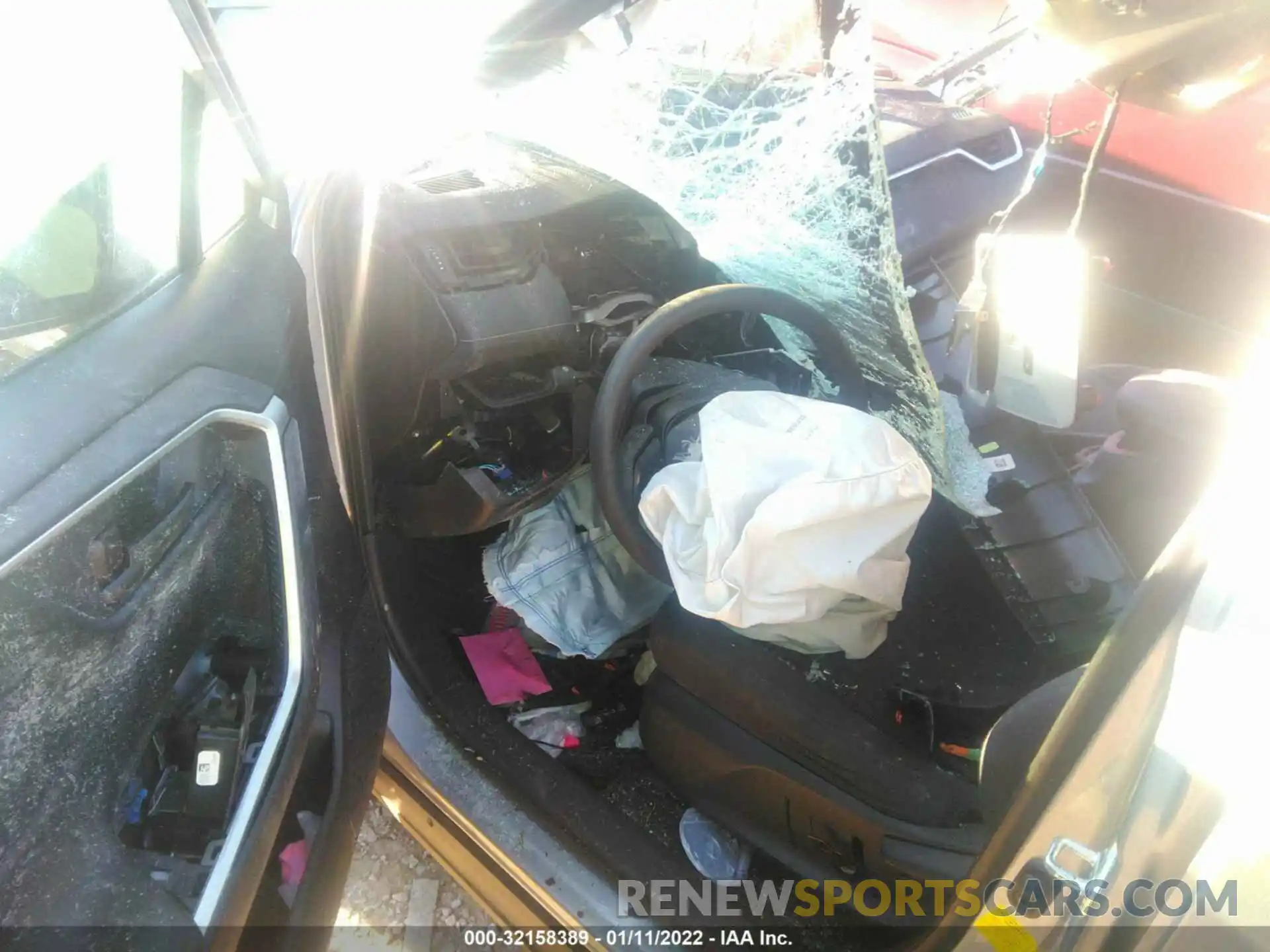 5 Photograph of a damaged car 2T3F1RFV7KC002276 TOYOTA RAV4 2019