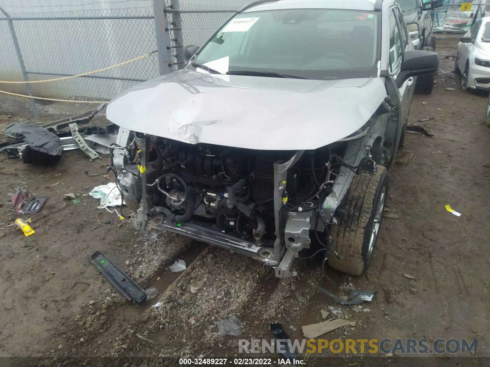 6 Photograph of a damaged car 2T3F1RFV7KW039603 TOYOTA RAV4 2019