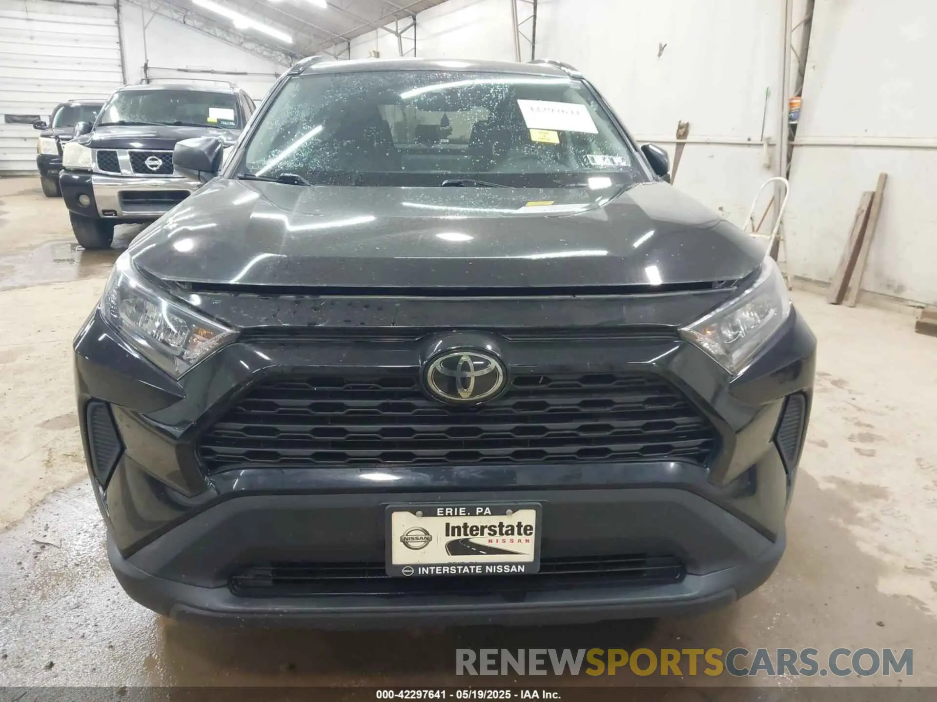 12 Photograph of a damaged car 2T3F1RFV7KW049905 TOYOTA RAV4 2019
