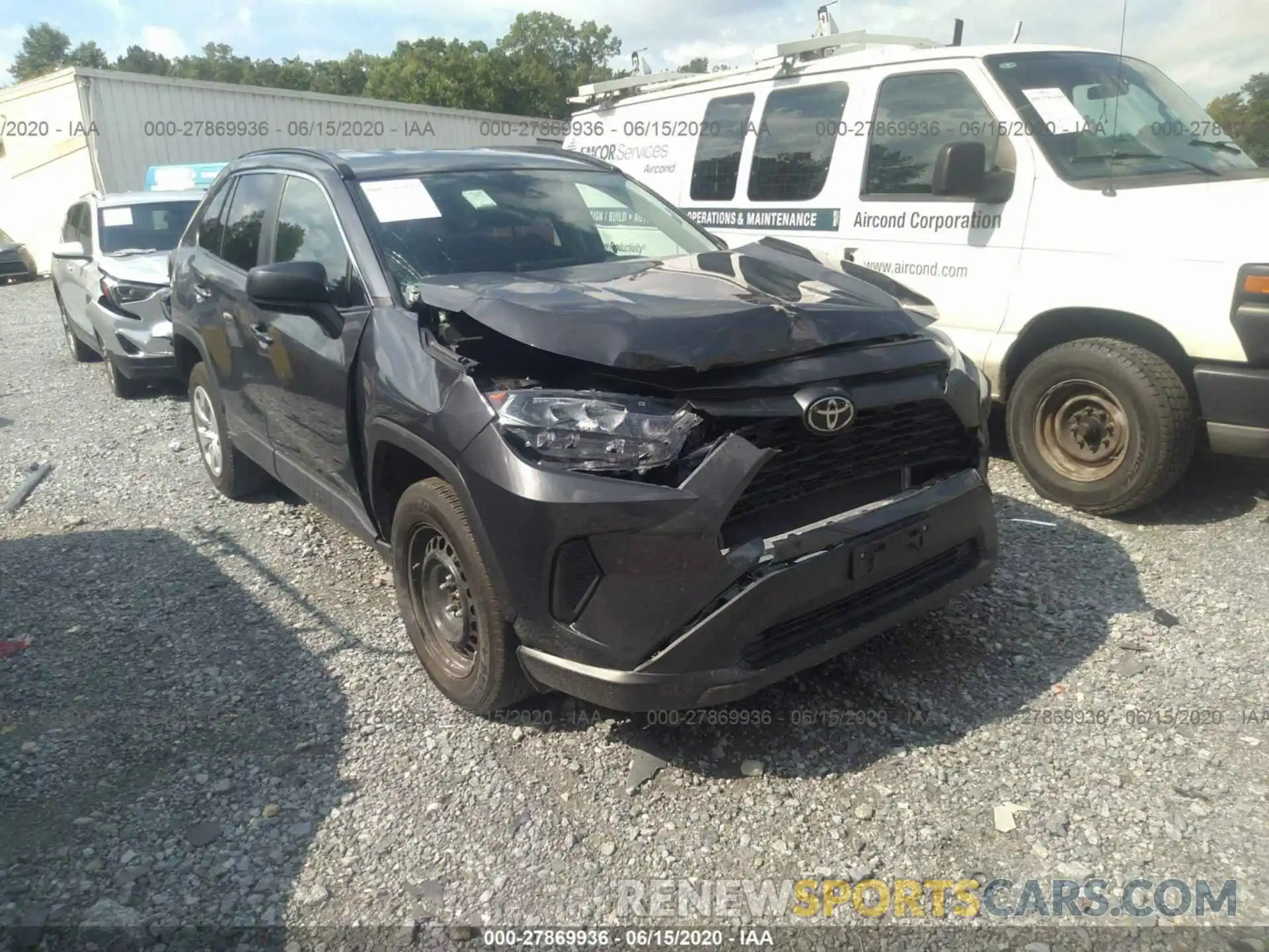 1 Photograph of a damaged car 2T3F1RFV7KW054697 TOYOTA RAV4 2019