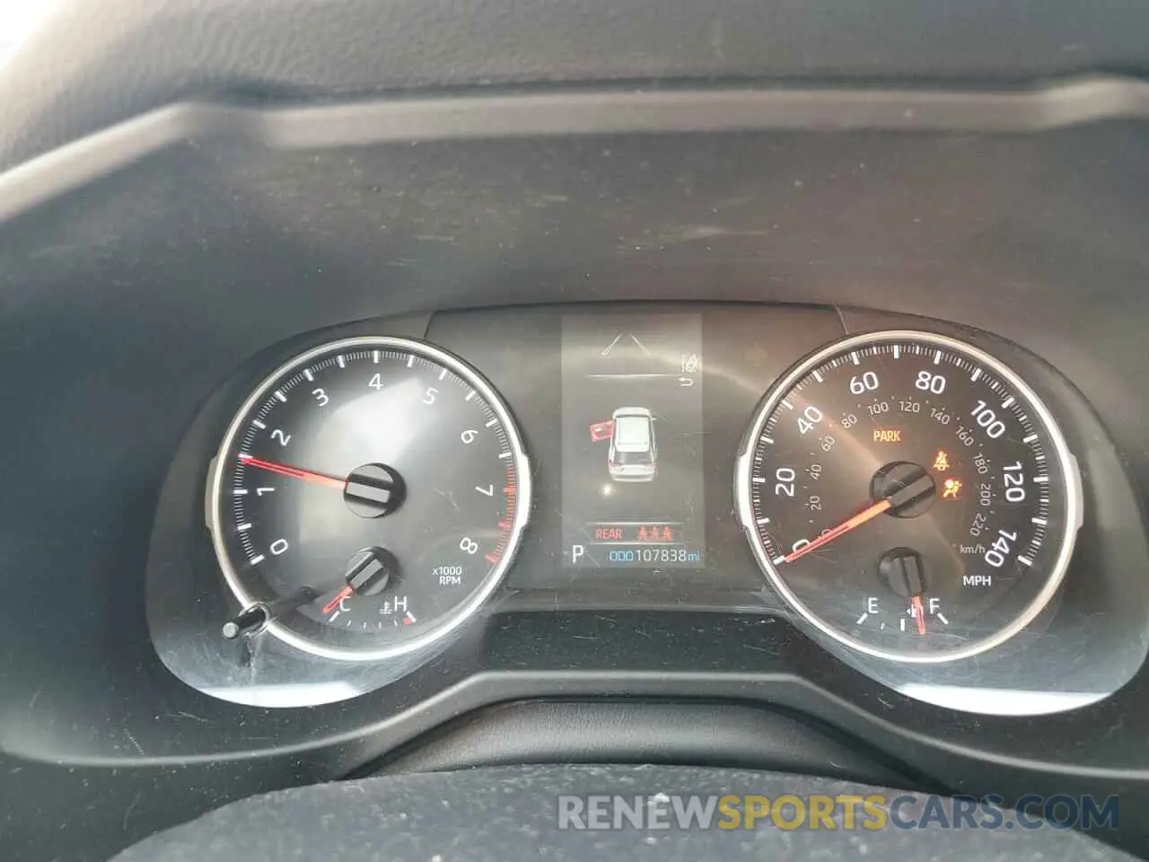 9 Photograph of a damaged car 2T3F1RFV7KW067644 TOYOTA RAV4 2019