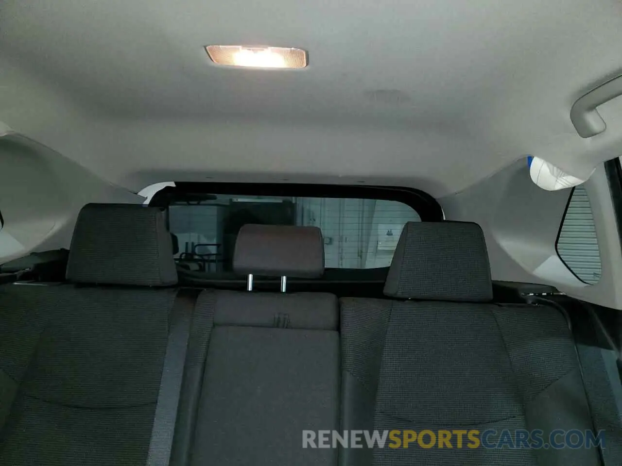 10 Photograph of a damaged car 2T3F1RFV8KC005154 TOYOTA RAV4 2019
