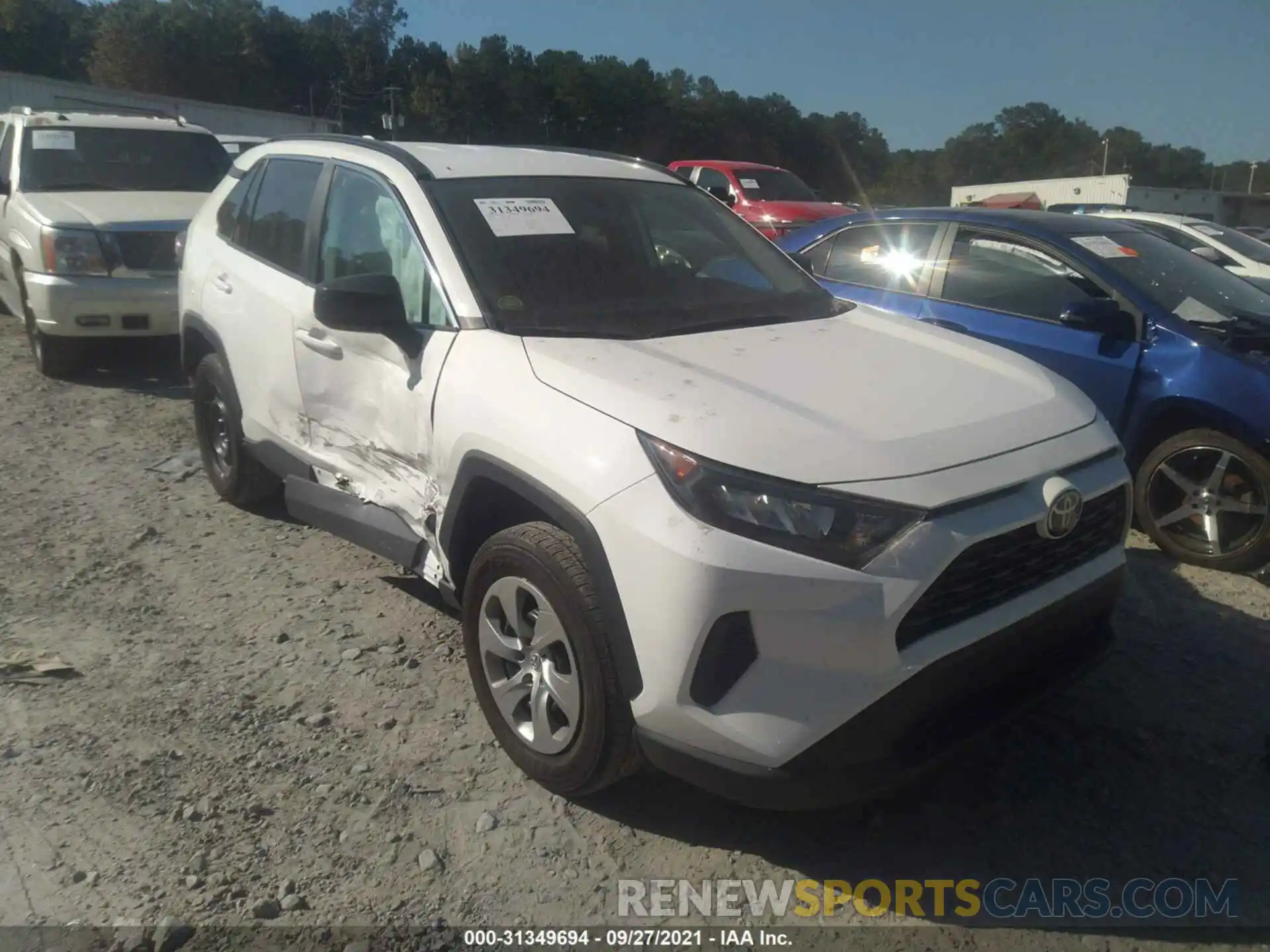 1 Photograph of a damaged car 2T3F1RFV8KC023945 TOYOTA RAV4 2019