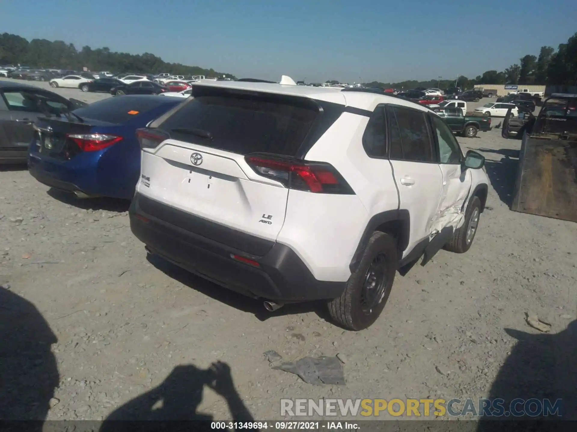 4 Photograph of a damaged car 2T3F1RFV8KC023945 TOYOTA RAV4 2019