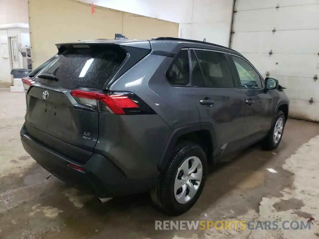 4 Photograph of a damaged car 2T3F1RFV8KC024772 TOYOTA RAV4 2019