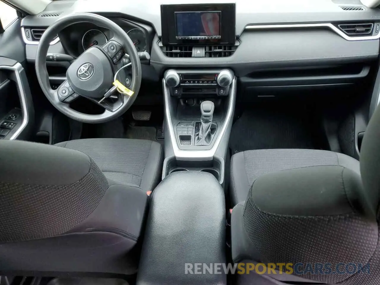 8 Photograph of a damaged car 2T3F1RFV8KC028935 TOYOTA RAV4 2019