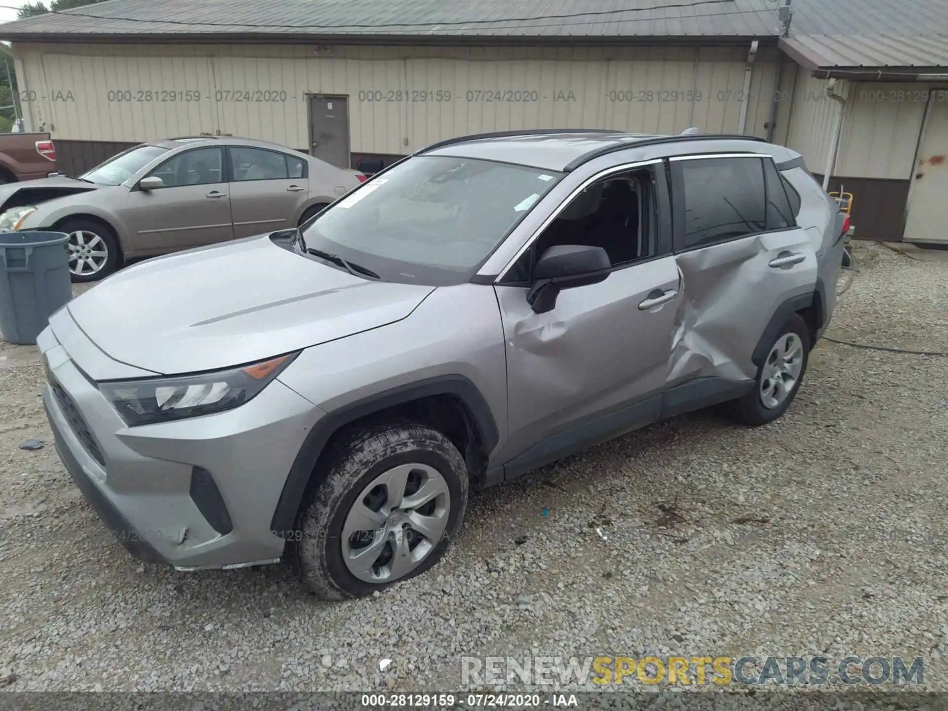 2 Photograph of a damaged car 2T3F1RFV8KC032113 TOYOTA RAV4 2019