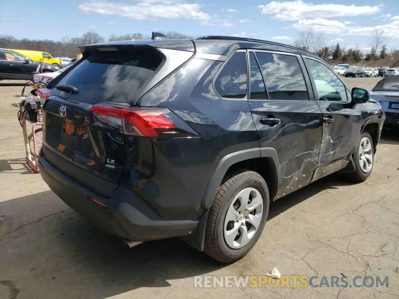 4 Photograph of a damaged car 2T3F1RFV8KC035321 TOYOTA RAV4 2019