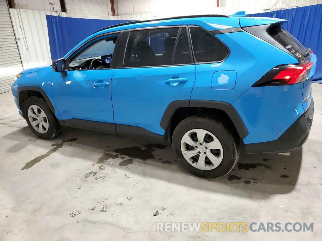 2 Photograph of a damaged car 2T3F1RFV8KC052751 TOYOTA RAV4 2019