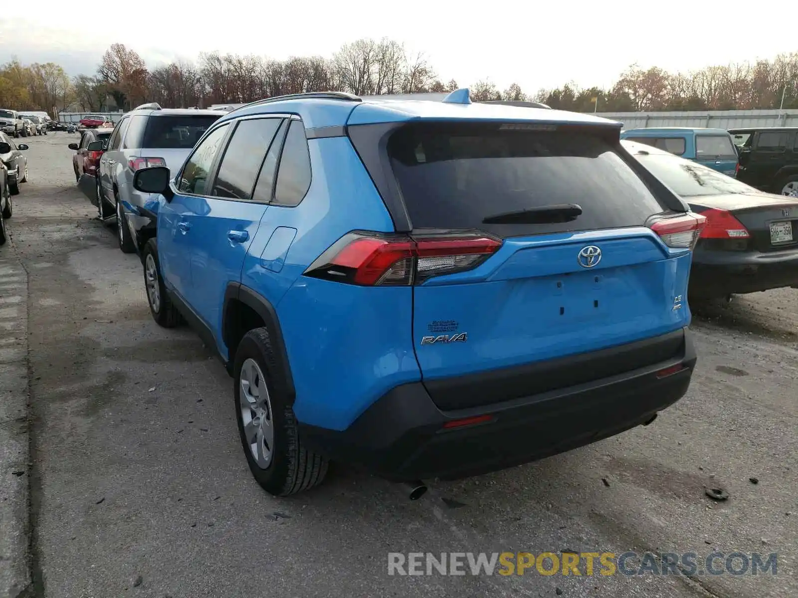 3 Photograph of a damaged car 2T3F1RFV8KW007842 TOYOTA RAV4 2019