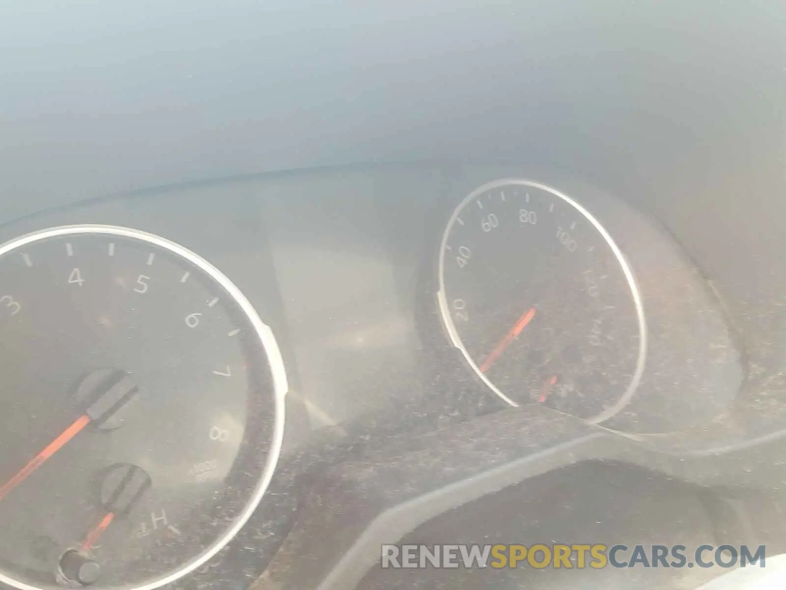 8 Photograph of a damaged car 2T3F1RFV8KW027105 TOYOTA RAV4 2019